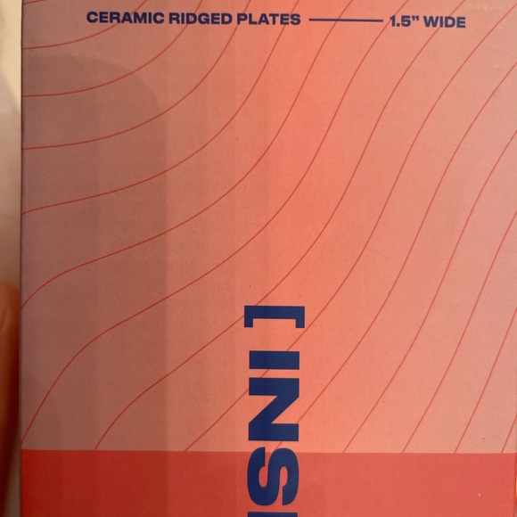 1.5” wide hair crimper NWB - Picture 2 of 2